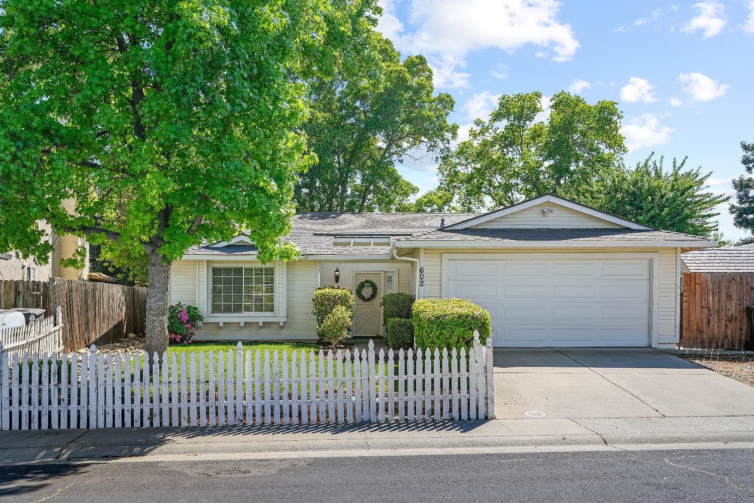 602 Oakborough Ave Roseville, CA 95747  | Single Family