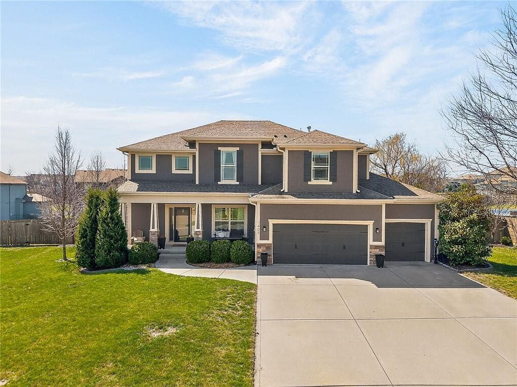 1409 SW Whistle Dr Lees Summit, MO 64082  | Single Family