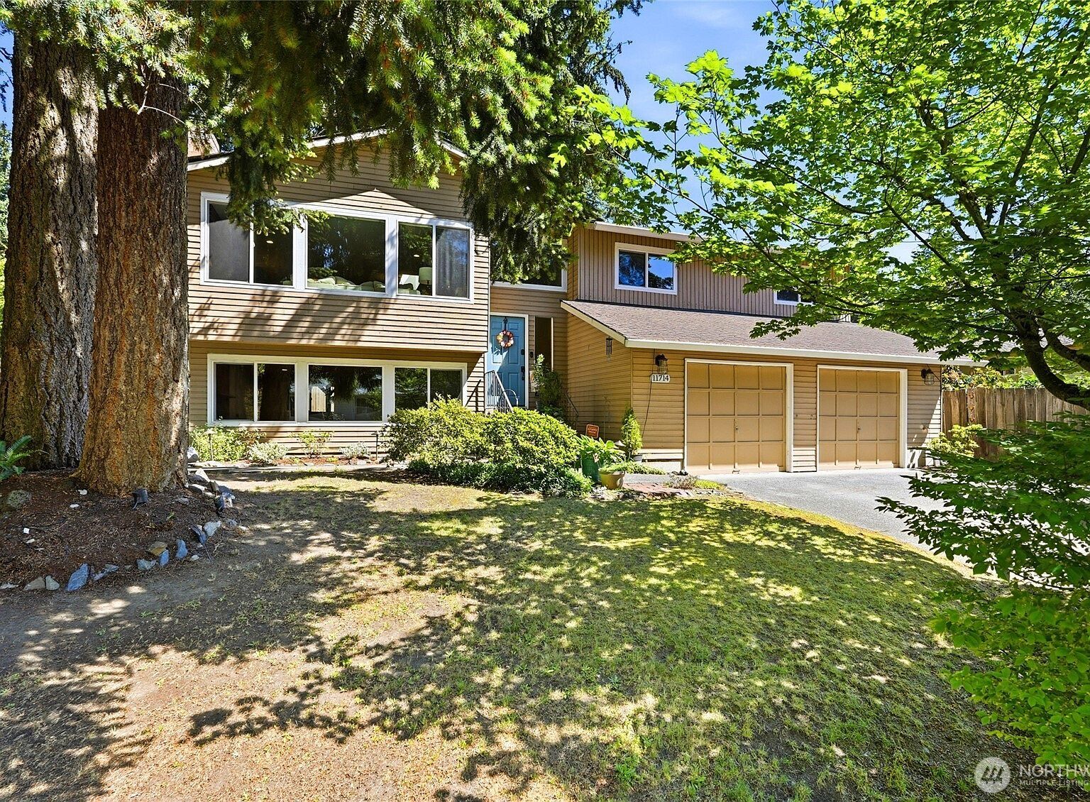 11714 SE 93rd St Newcastle, WA 98056, 98056