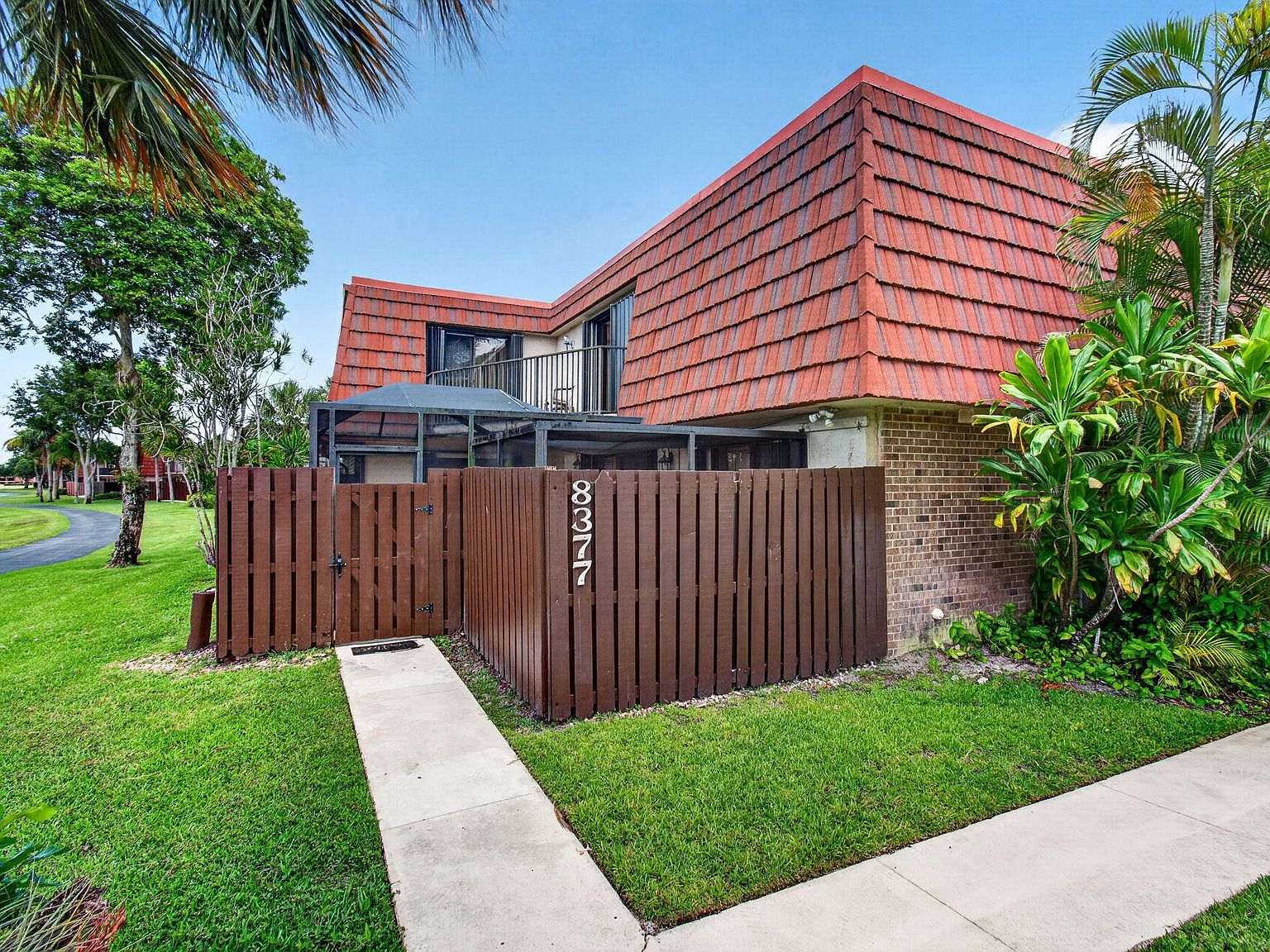 8377 Boca Rio Dr Boca Raton, FL 33433, 33433