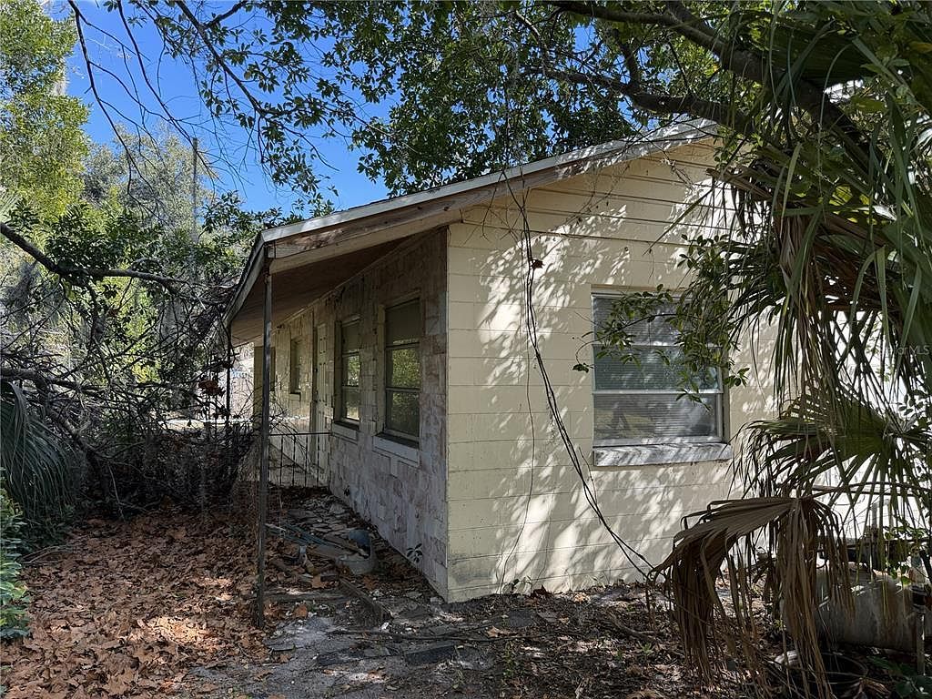 3711 N Ronald Reagan Blvd Longwood, FL 32750  | Single Family