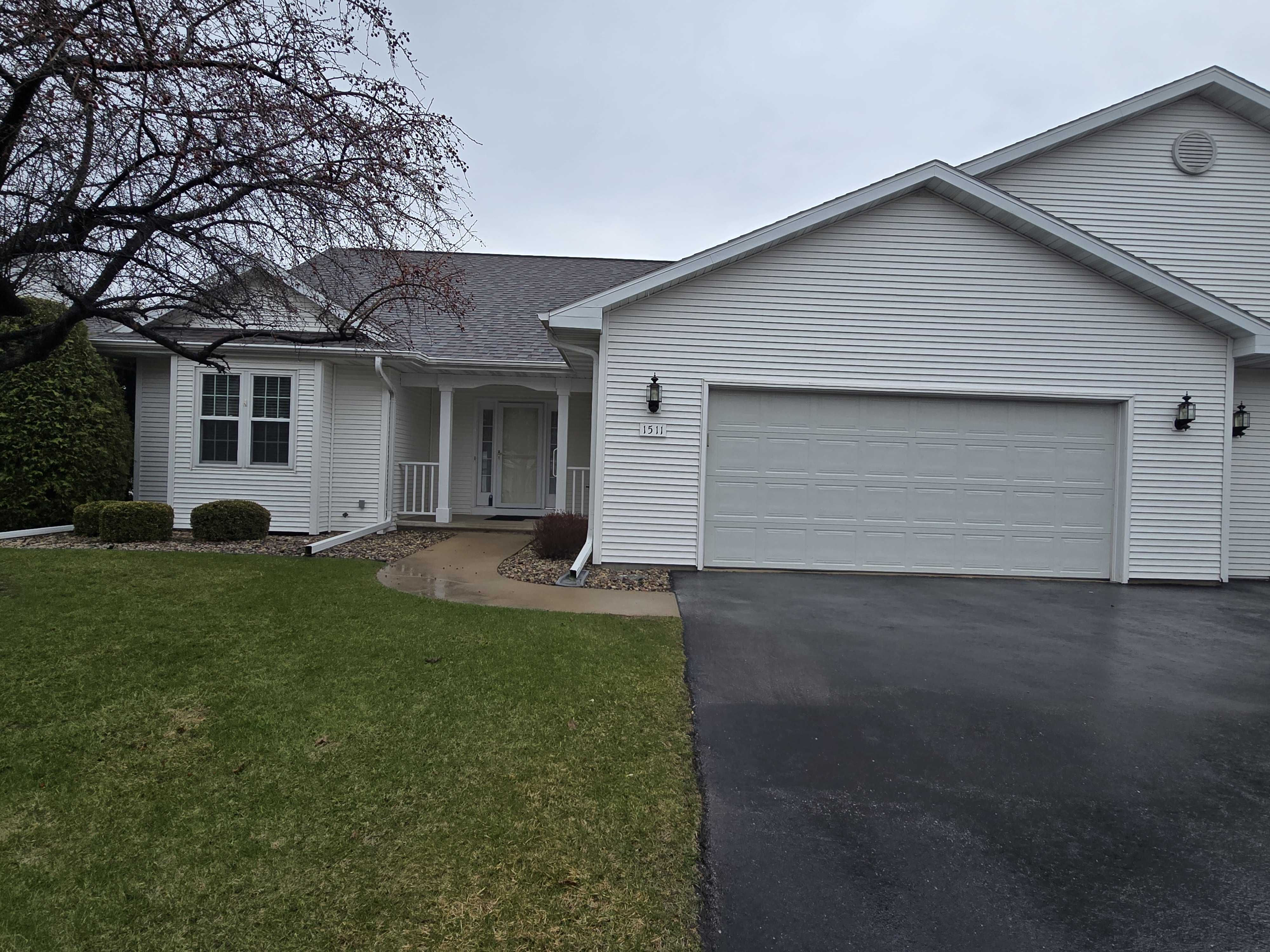 1511 Dickenson Court, Neenah, WI, USA, 54956  | Condominium