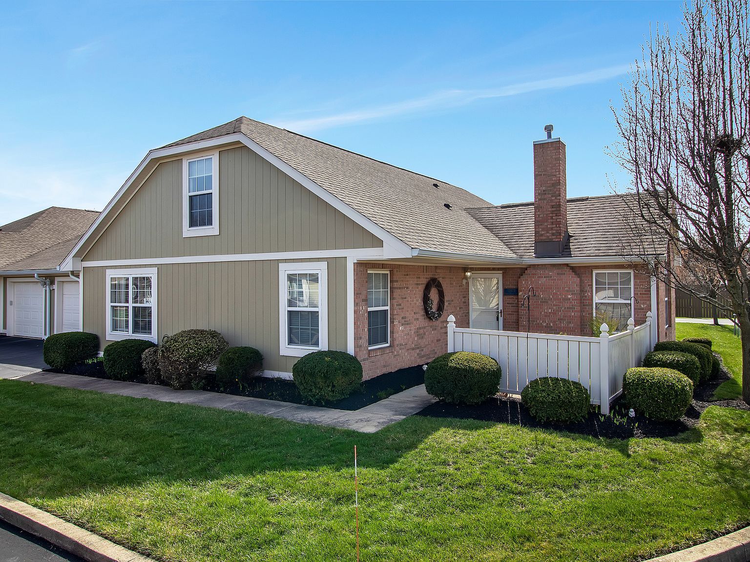 7347 Chapel Villas Ln Unit B Indianapolis, IN 46214  | Condominium