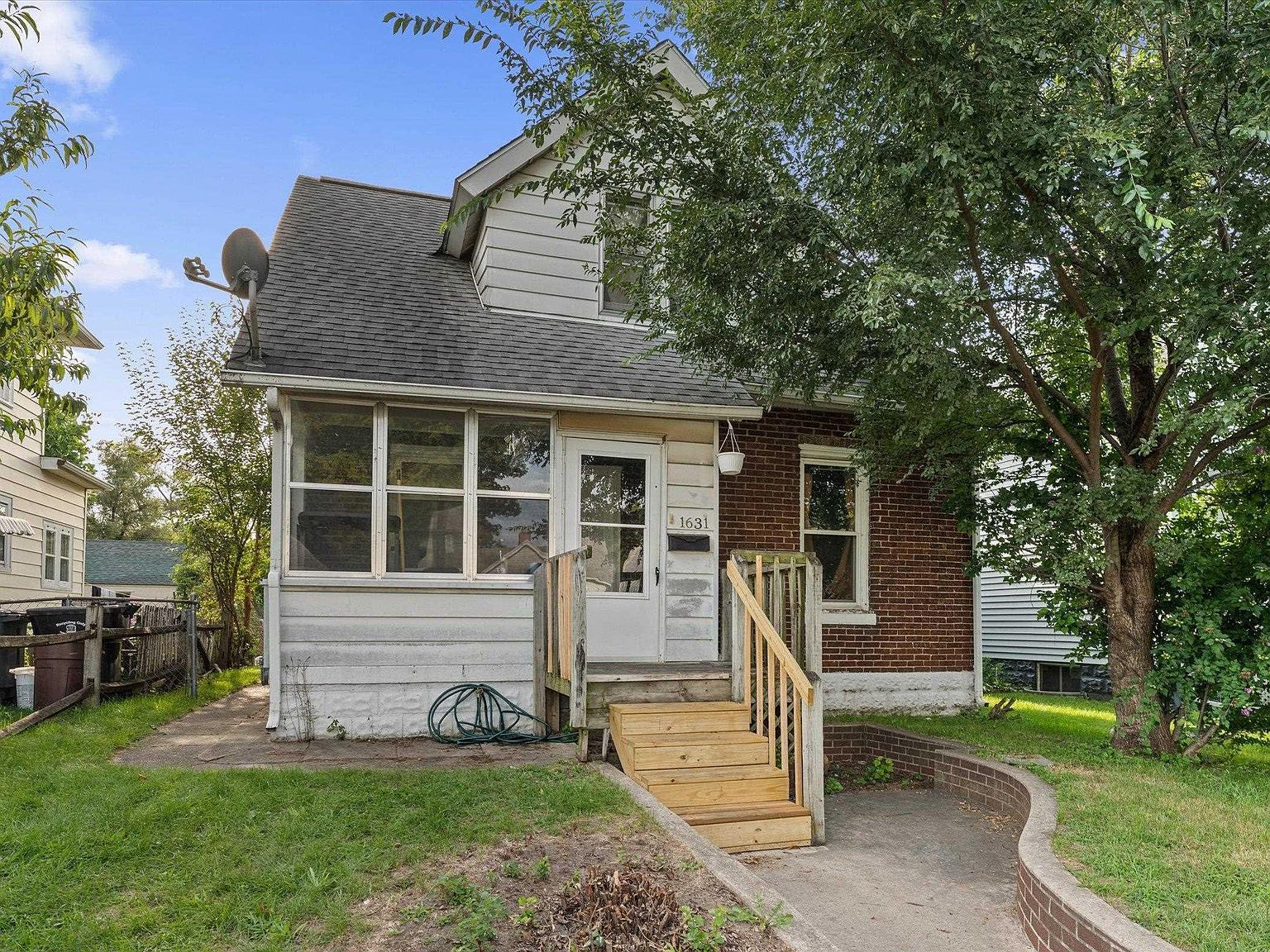 1631 S Scott St South Bend, IN 46613  | Single Family