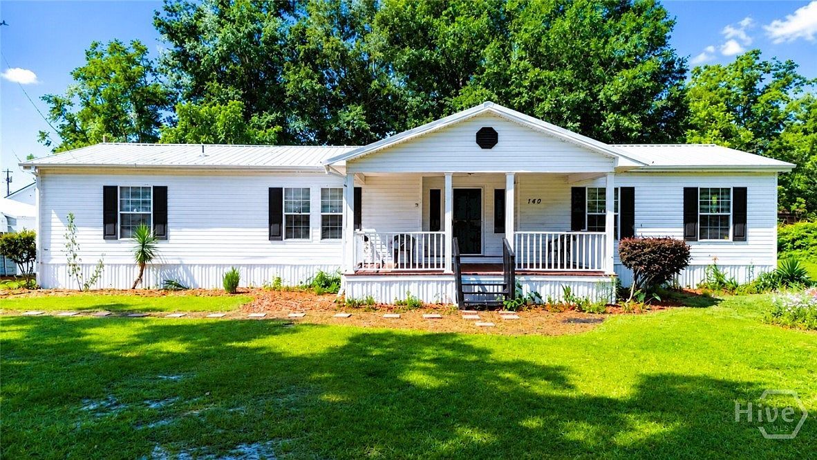 140 SE Crosby St Surrency, GA 31563, 31563