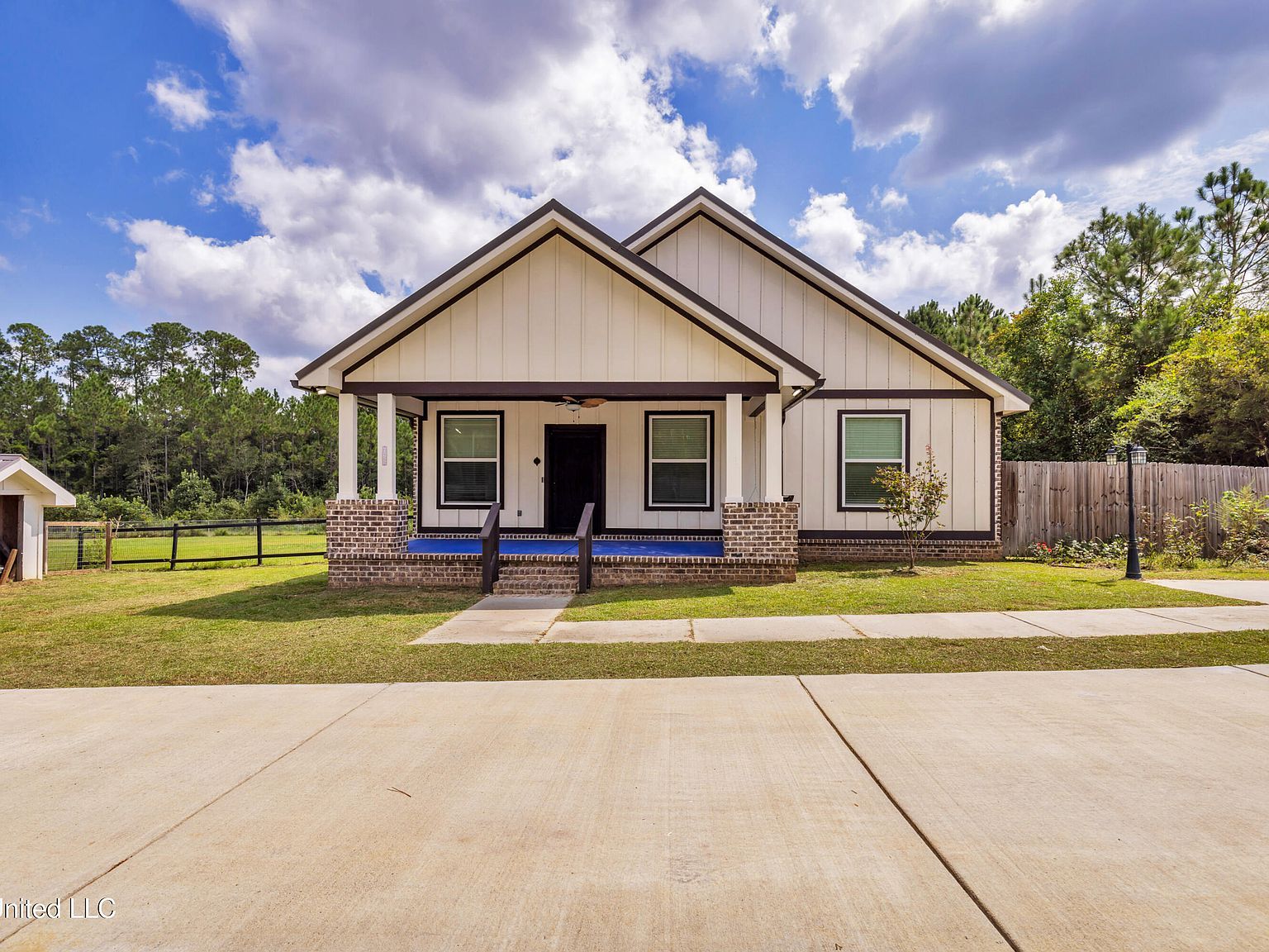 15655 Krohn Rd Vancleave, MS 39565 - Thumbnail 2