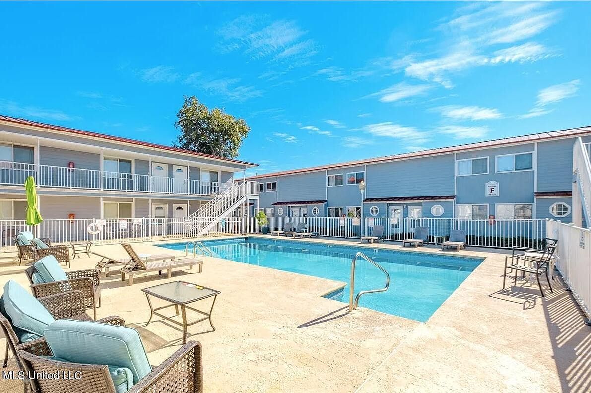 1664 Beach Blvd #74 Biloxi, MS 39531 - Thumbnail 2