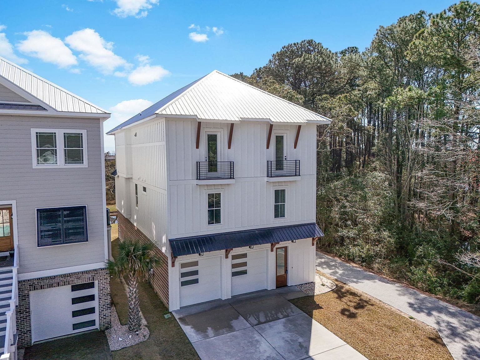 42 Enclave Pl Pawleys Island, SC 29585  | Single Family