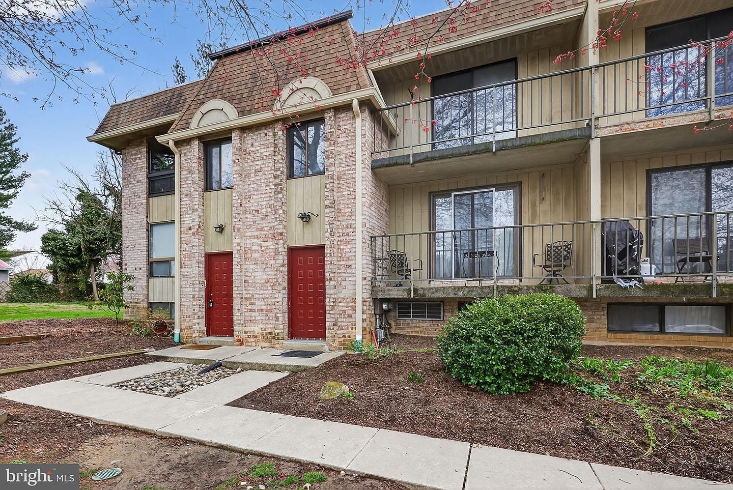 358 Saybrook Ln Wallingford, PA 19086  | Condominium