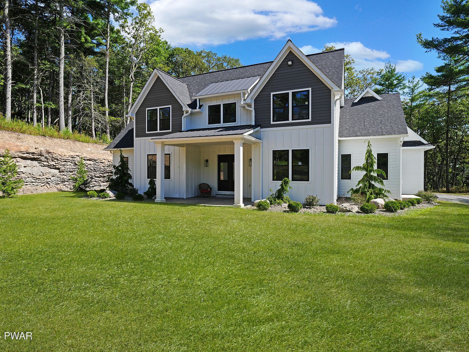 9 Gary Ln Milford, PA 18337  | Single Family