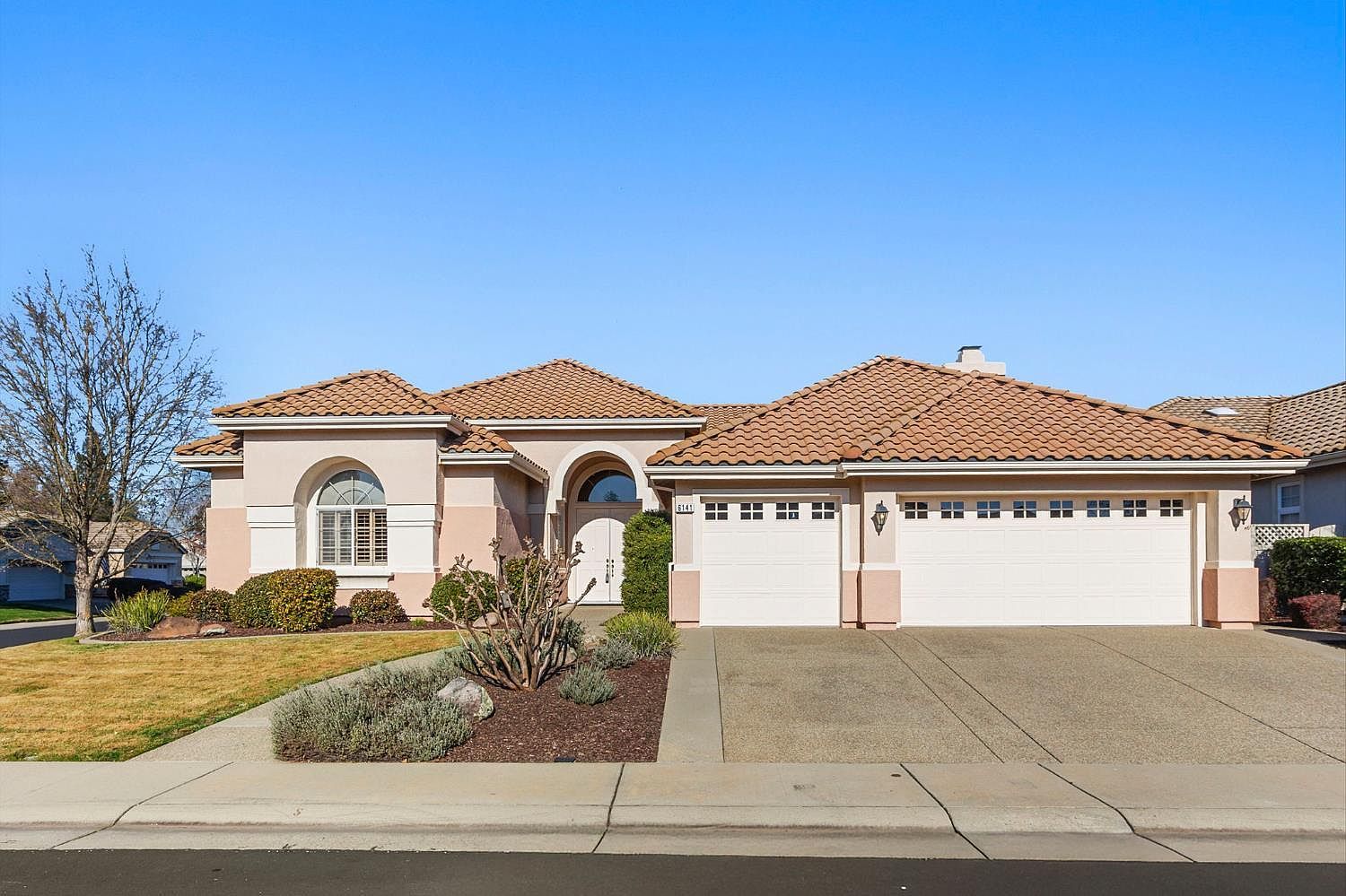 6141 Strawberry Station Loop Roseville, CA 95747 - Thumbnail 2