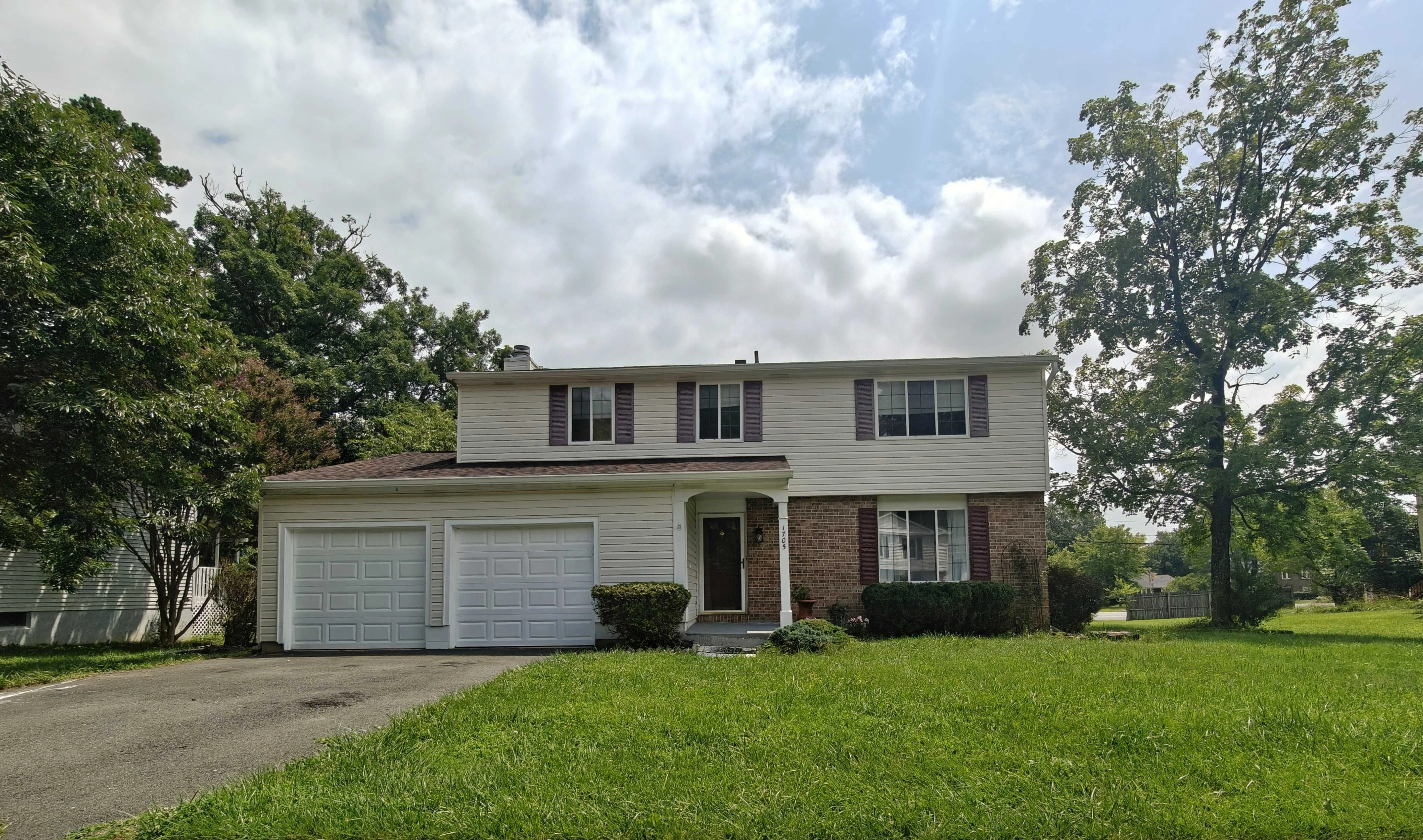 1705 Whitewood Ln, Herndon, VA, USA, 20170
