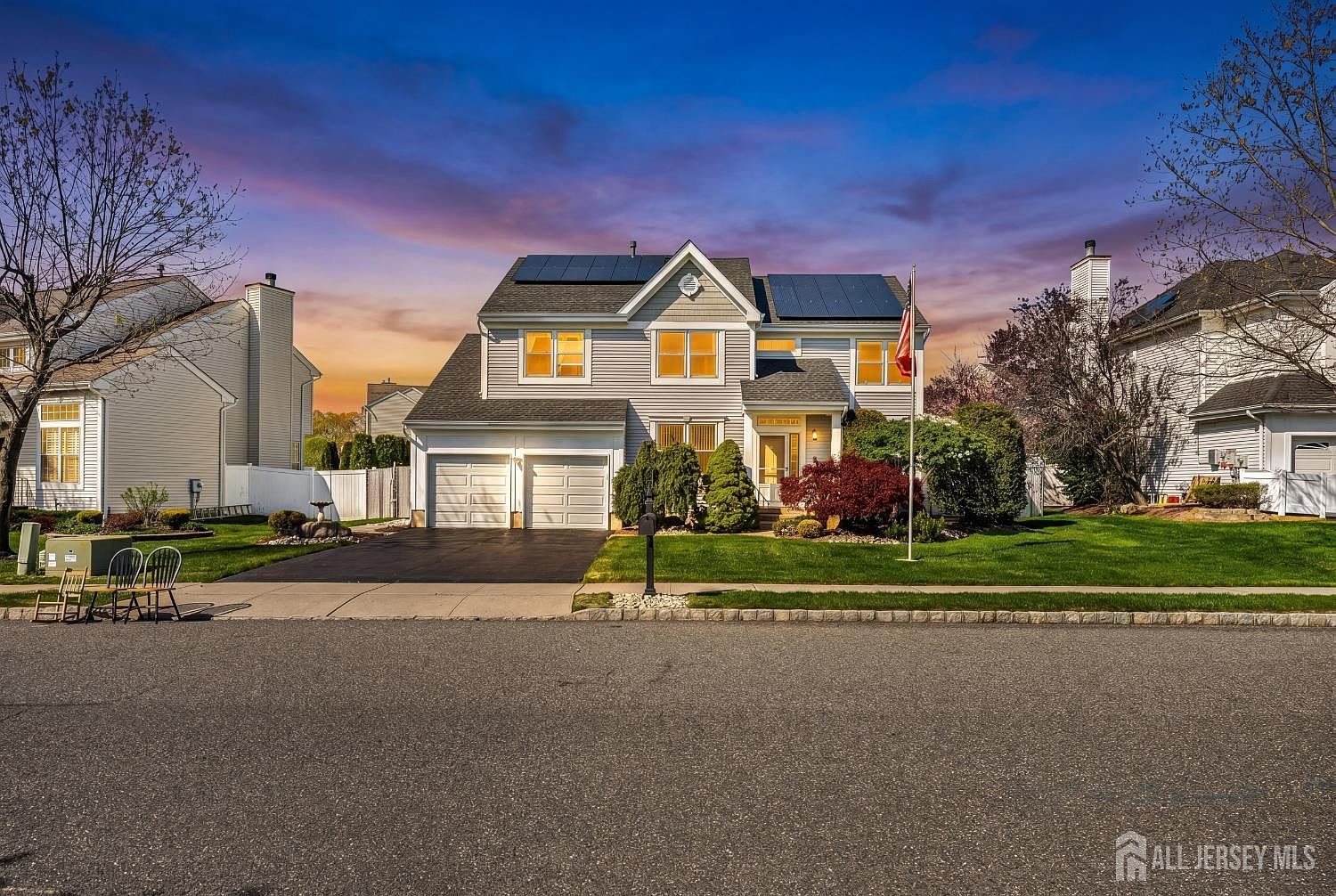 16 Edinburg Cir Matawan, NJ 07747  | Single Family