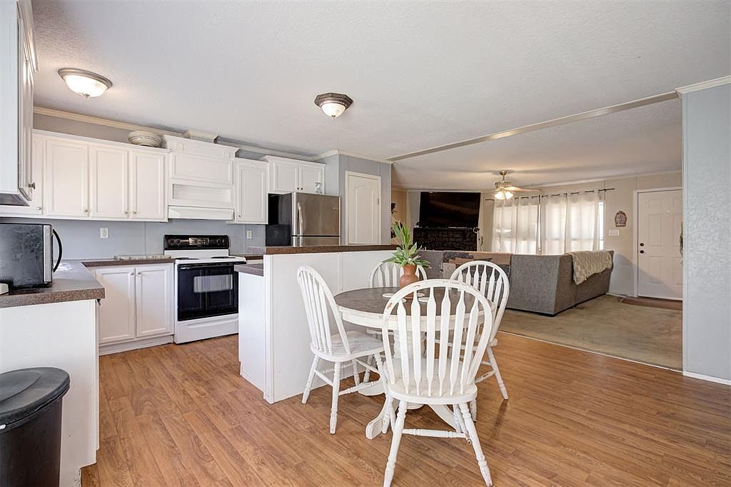 1101 Sandy Rock Rd Tecumseh, OK 74873 - Thumbnail 2