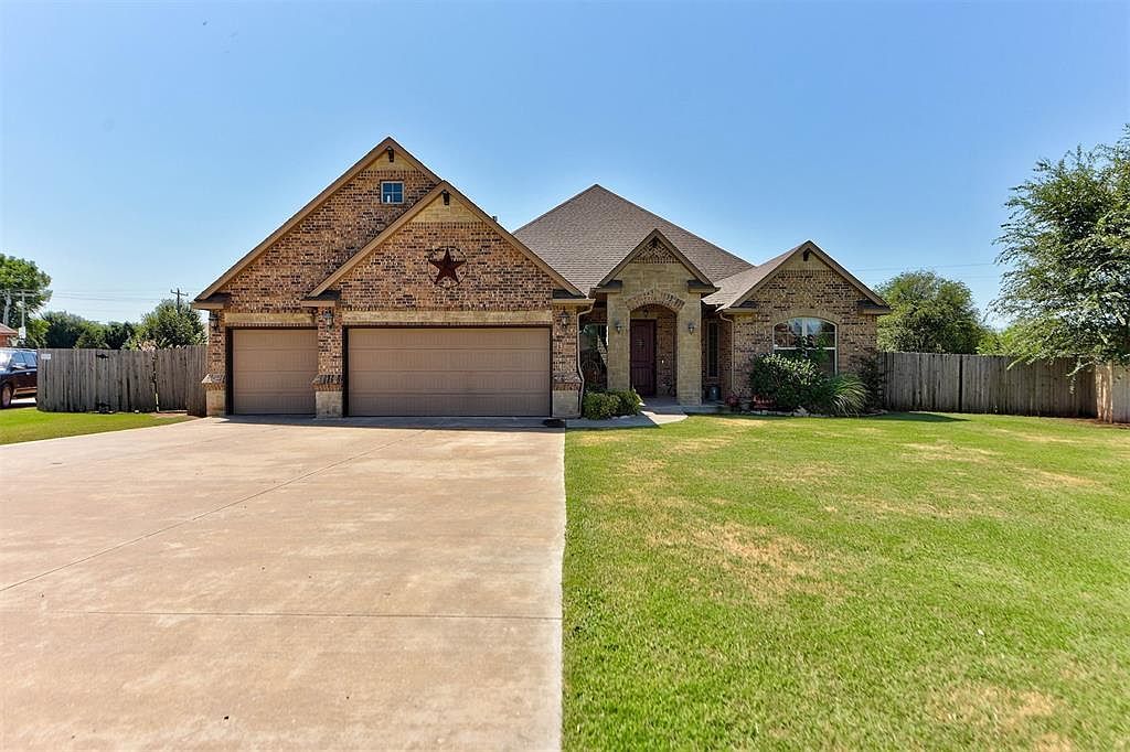 4220 Caribou St Tuttle, OK 73089 - Thumbnail 2