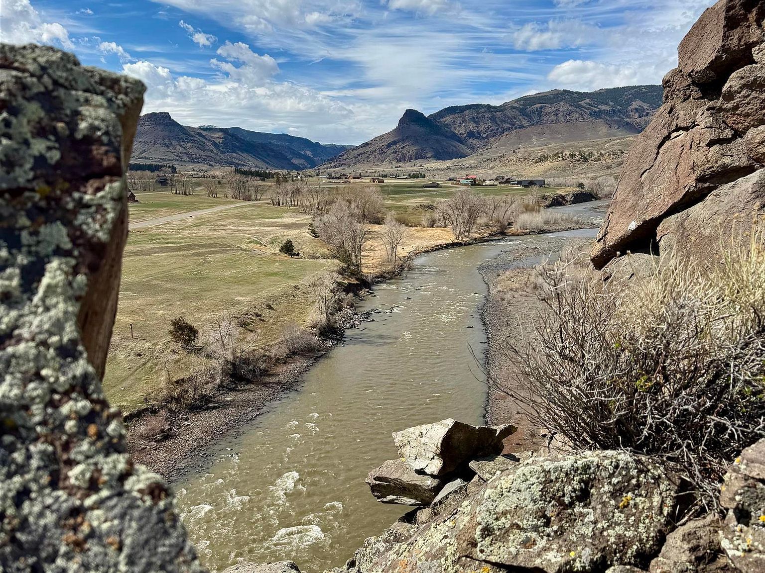 74 Big Creek Dr Cody, WY 82414  | Land/Lot