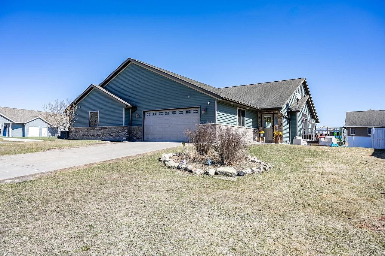 901-903 Boldon Ave Sparta, WI 54656  | Multi Family