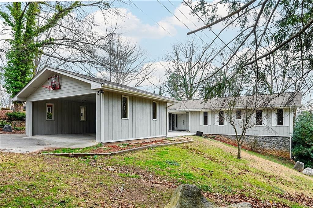 3346 Little Cir Gainesville, GA 30506  | Single Family