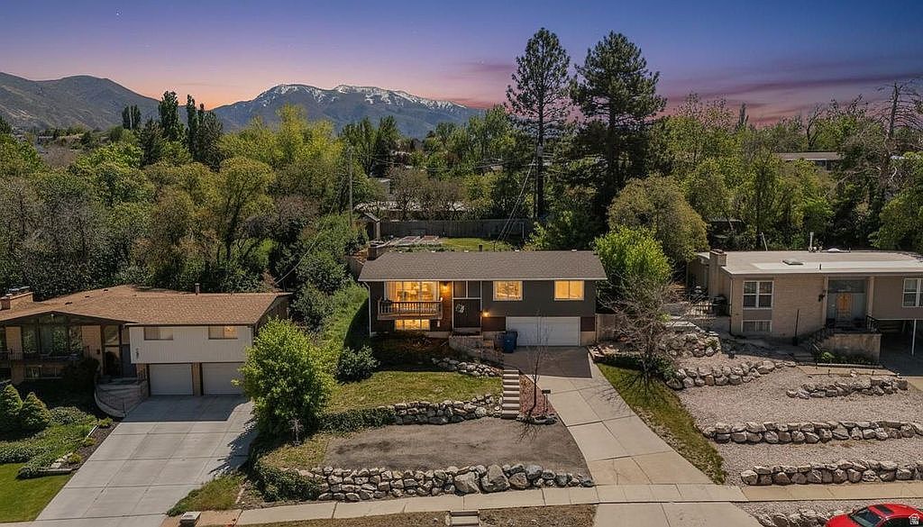 781 E 4550 S South Ogden, UT 84403, 84403