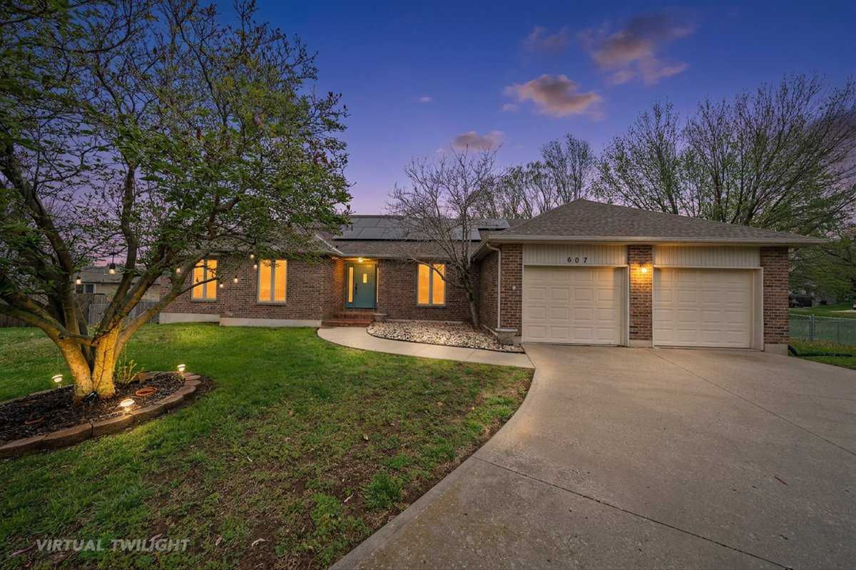 607 Horseshoe Drive, Pleasant Hill, MO, USA, 64080