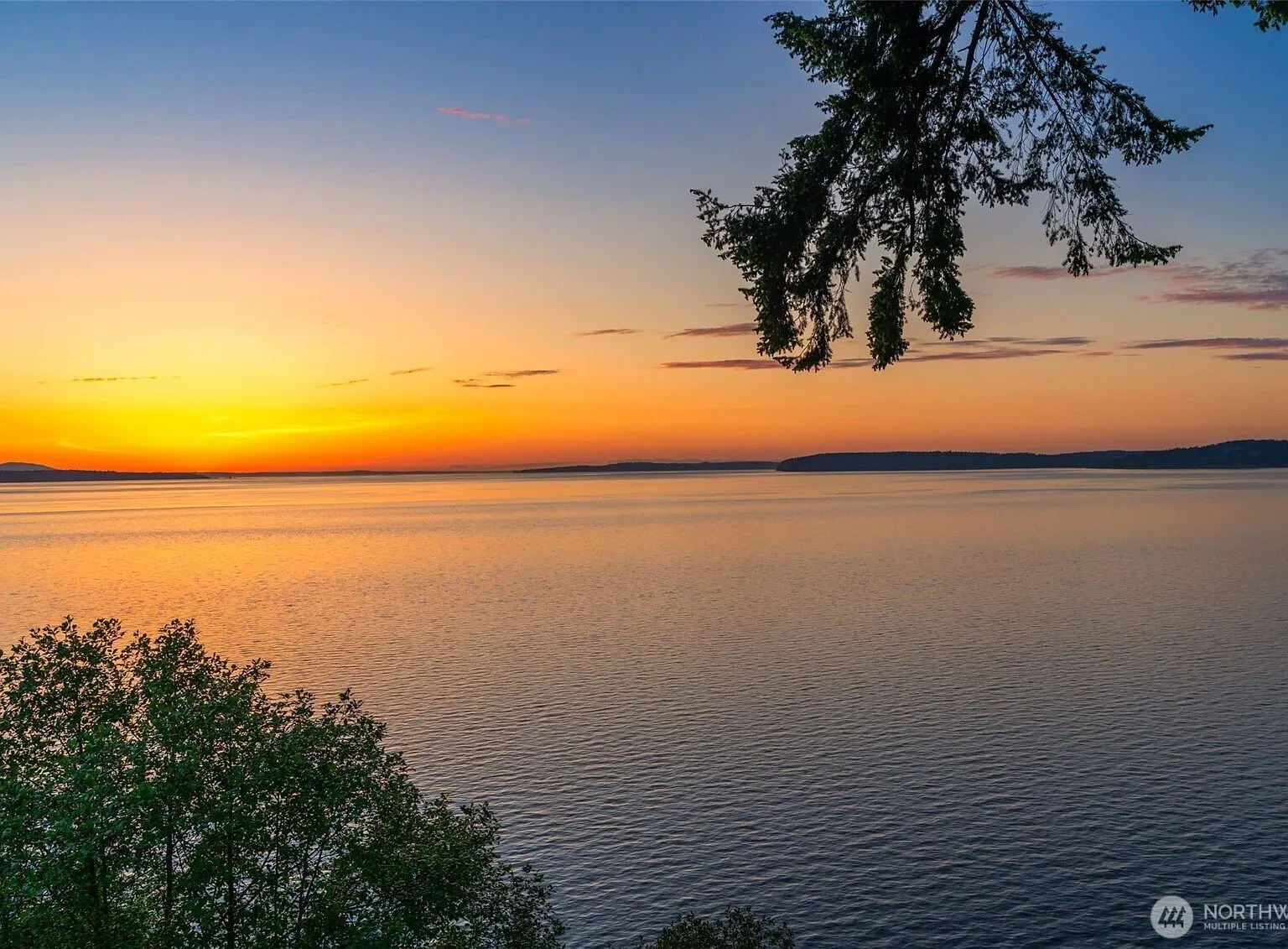 9233 Olympic View Dr Edmonds, WA 98020, 98020