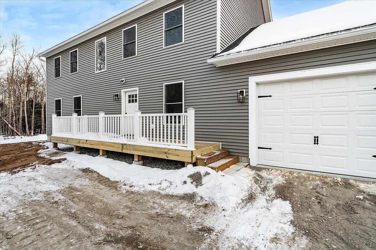 603 Clough Hill Rd Loudon, NH 03307 - Thumbnail 2