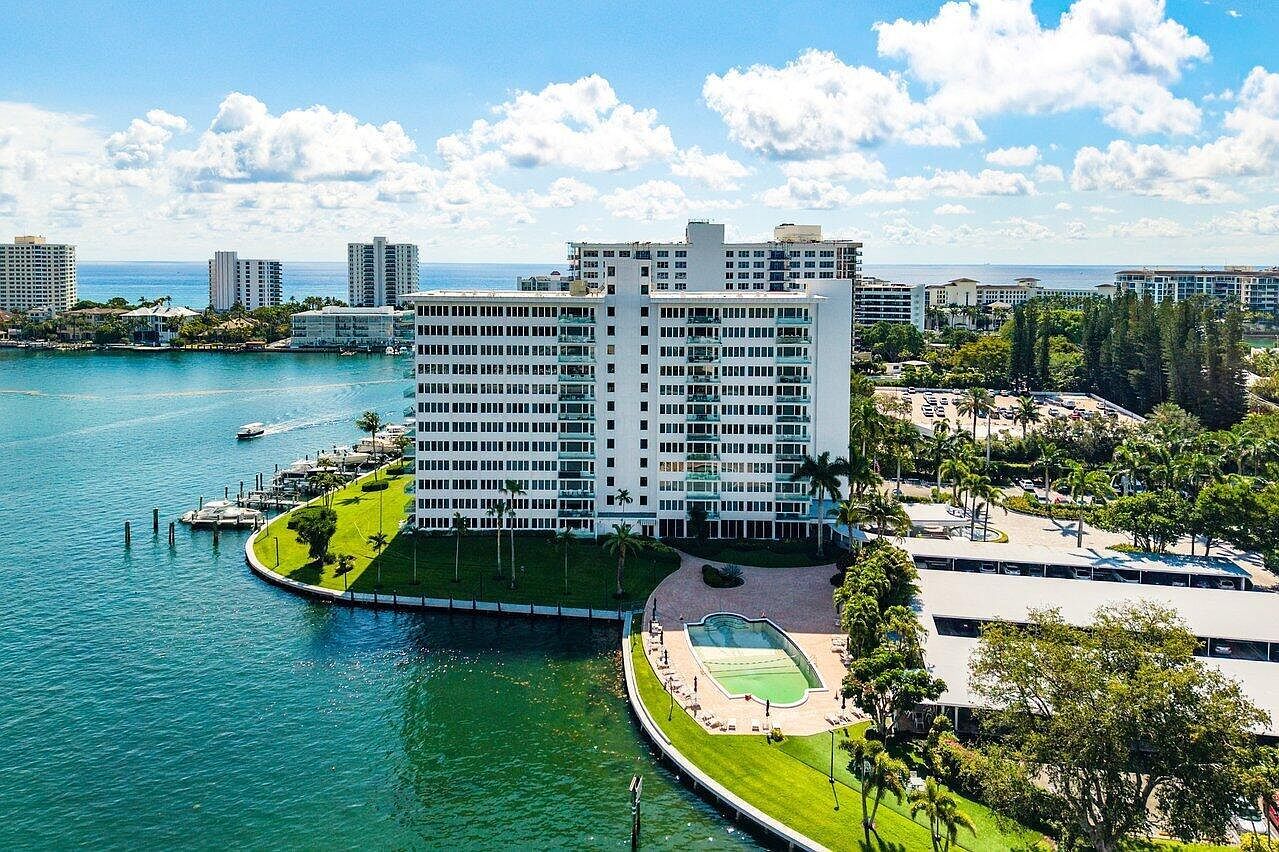 701 E Camino Real APT 9G Boca Raton, FL 33432, 33432