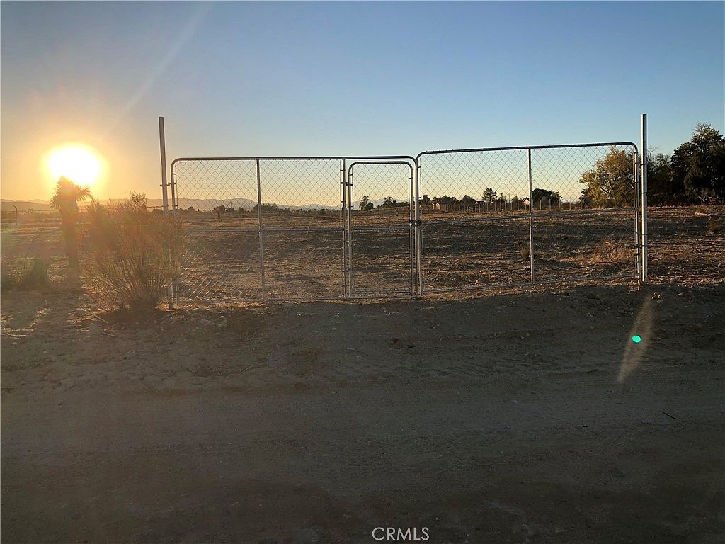175 Corner Ave Palmdale, CA 93591  | Land/Lot