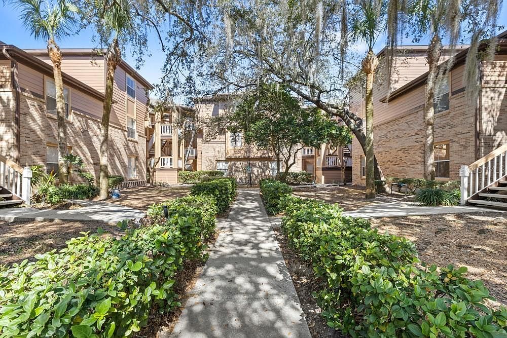 486 N Pin Oak Pl APT 308 Longwood, FL 32779 | Condominium