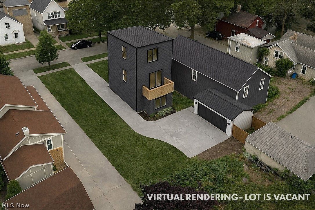 W 30th St Cleveland, OH 44113, 44113