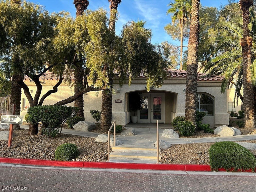 6480 Annie Oakley Dr Unit 624 Las Vegas, NV 89120, 89120