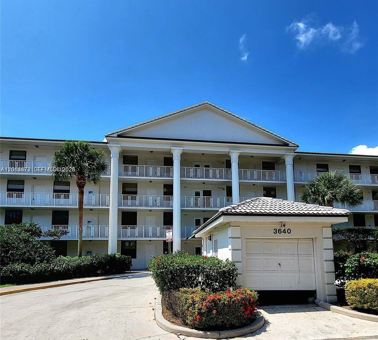 3640 Whitehall Dr APT 406 West Palm Beach, FL 33401 | Condominium