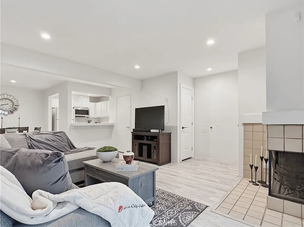 13104 Glen Ct Unit 45 Chino Hills, CA 91709, 91709