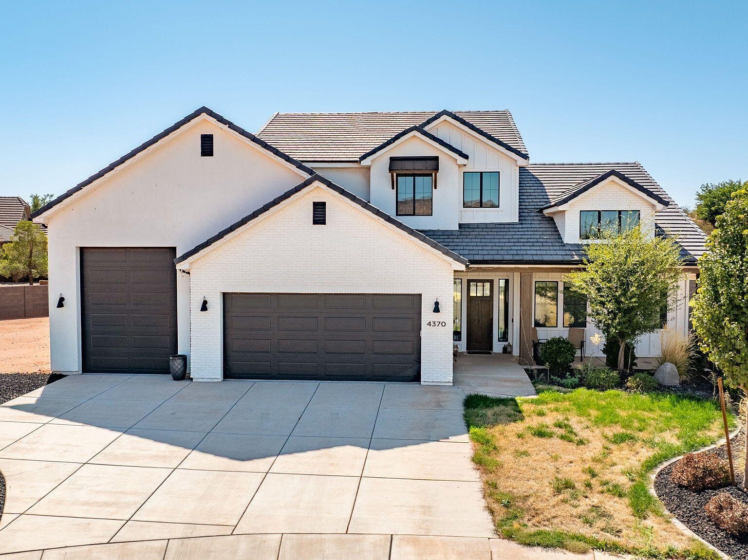 4370 S Secretariat Dr Washington, UT 84780 - Thumbnail 2