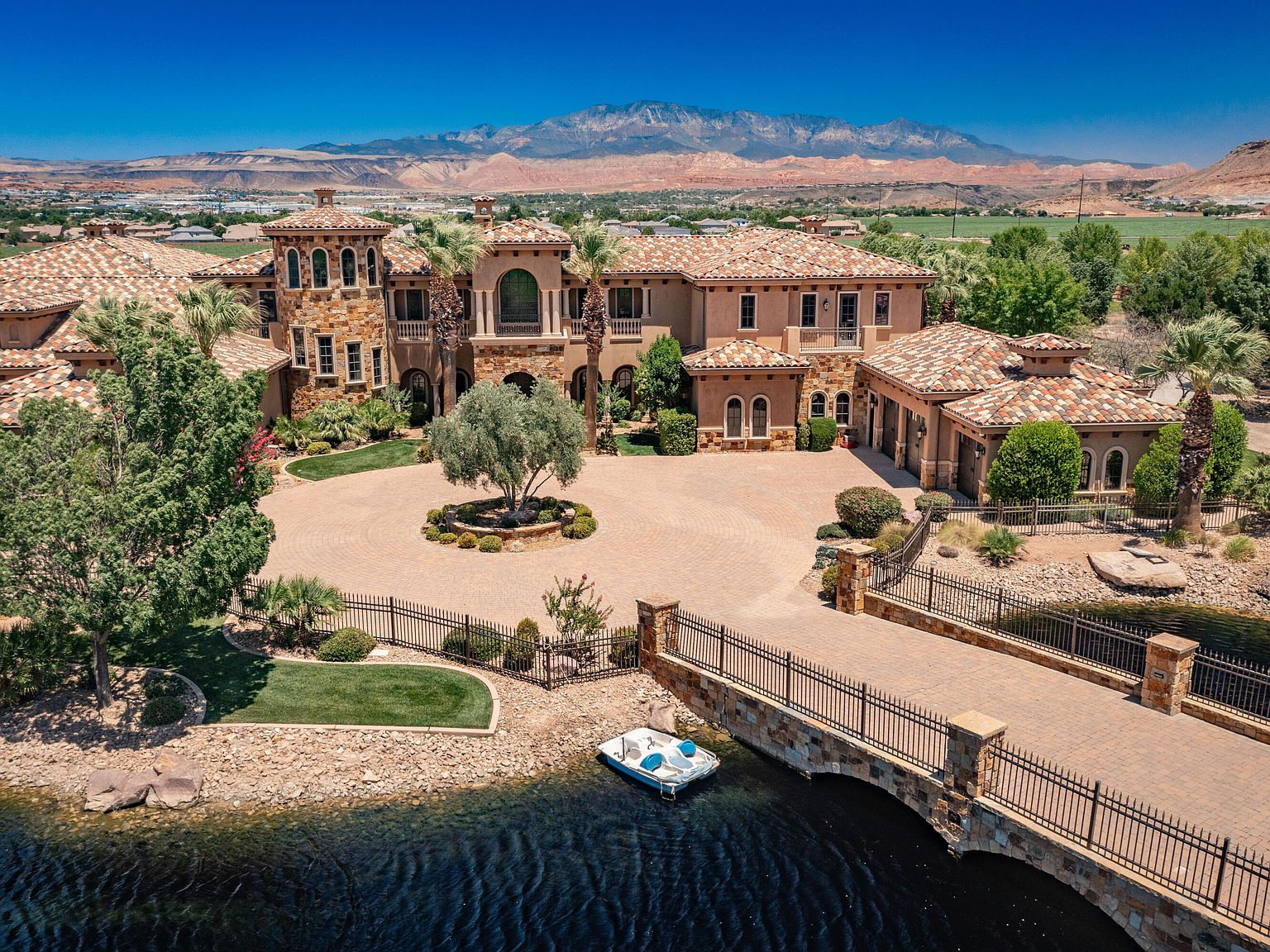 90 W Triple Crown Ln Washington, UT 84780 - Thumbnail 2