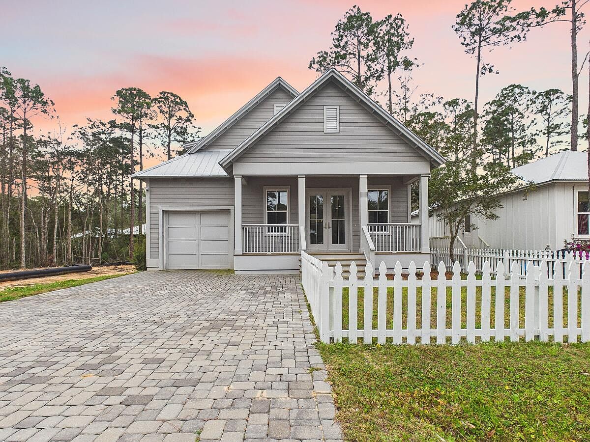 53 W Georgie St Pt Washington, FL 32459  | Single Family