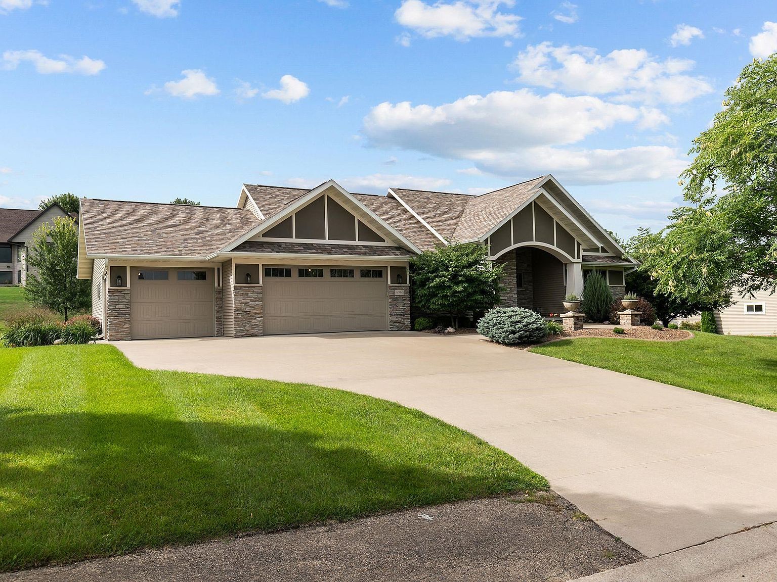 W7023 Rimrock Ln Greenville, WI 54942 - Thumbnail 2