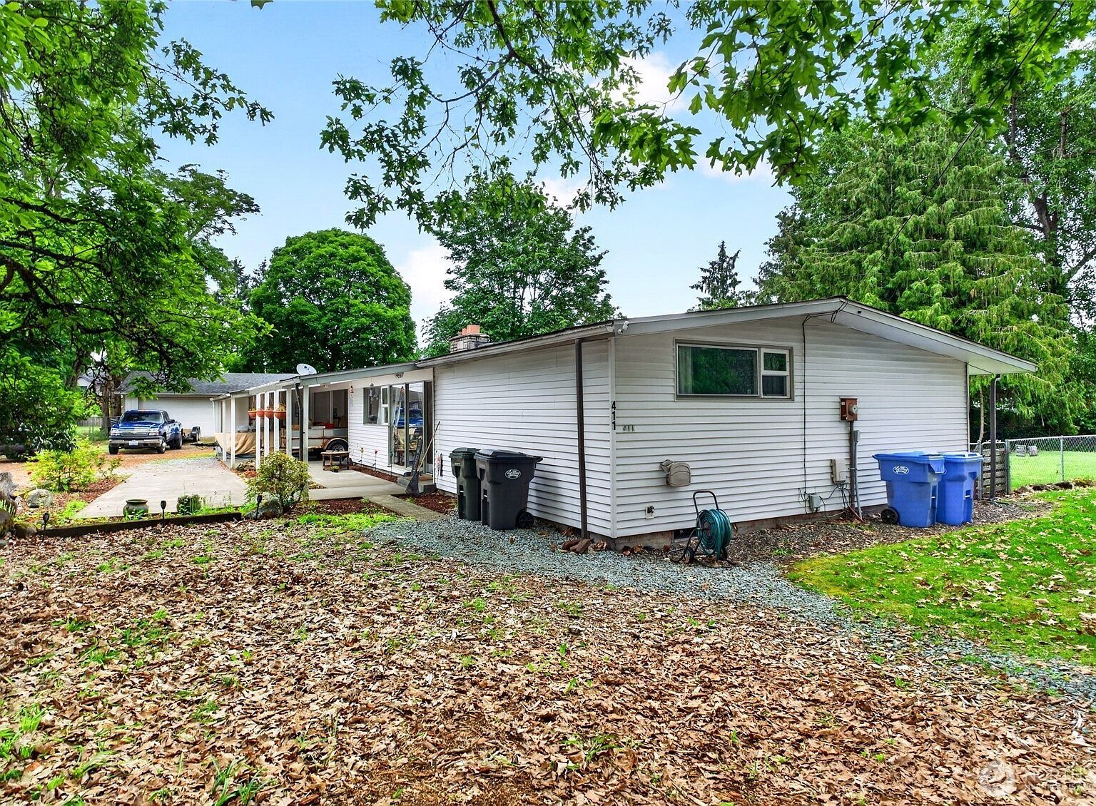 411 Tule Lake Rd S Tacoma, WA 98444, 98444