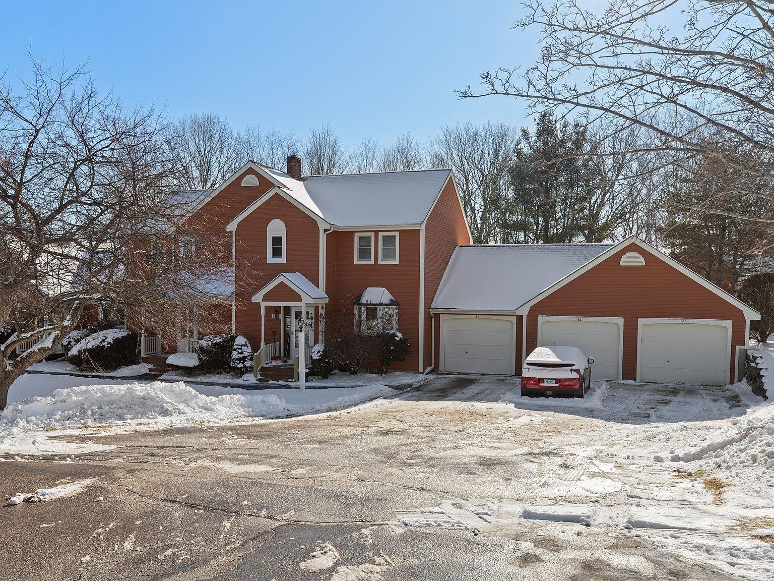 42 Katie Ln Dover, NH 03820 - Thumbnail 2