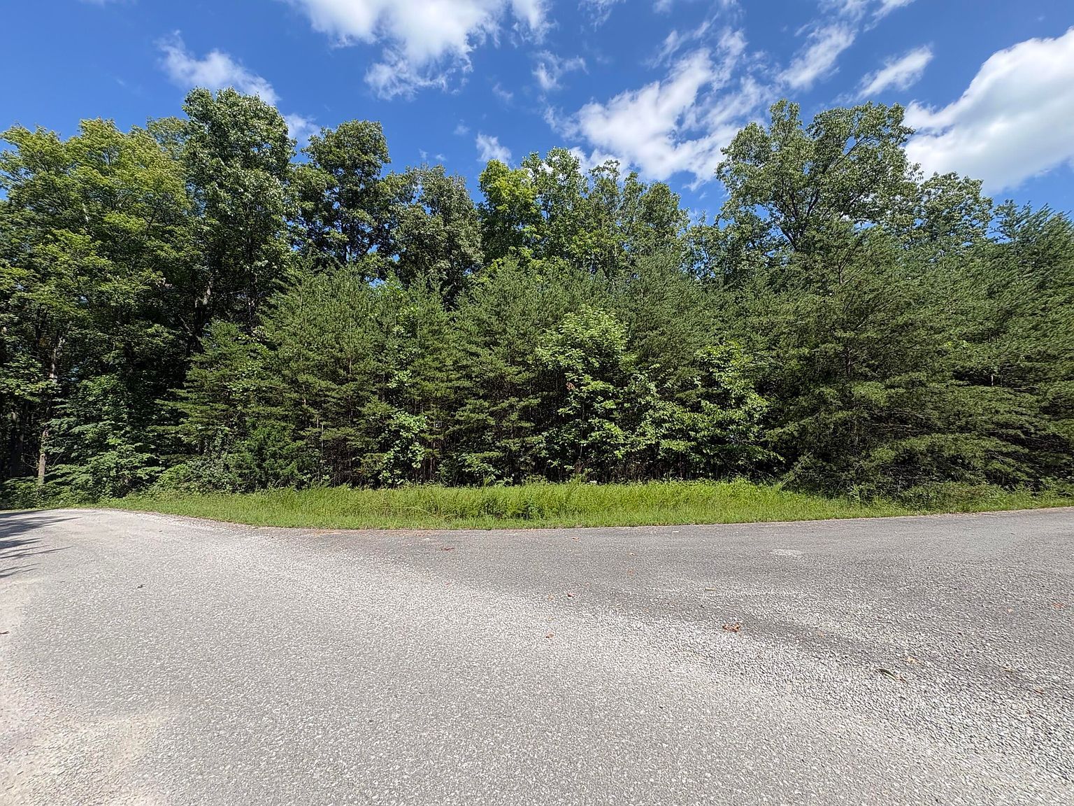 77 Sandstone Point Trl Monticello, KY 42633, 42633