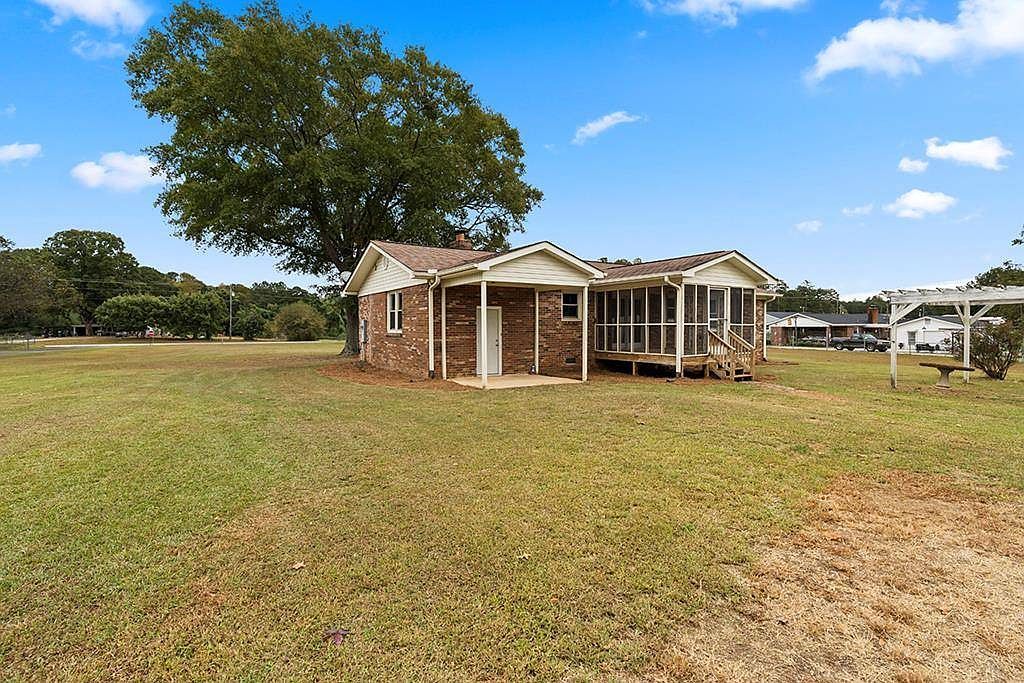 103 Bigbee Rd Clinton, SC 29325 - Thumbnail 2