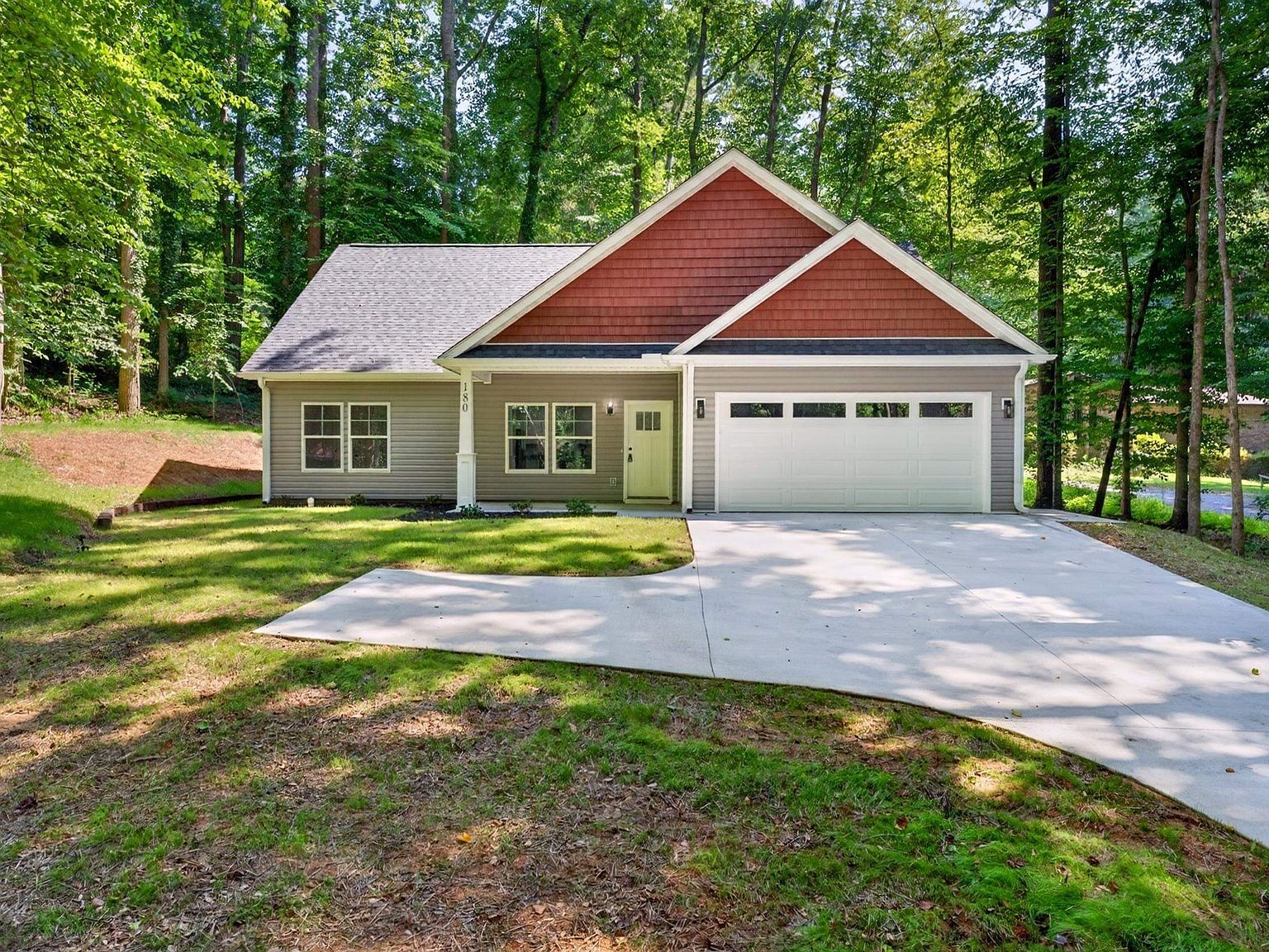 180 Anita Dr Spartanburg, SC 29302, 29302