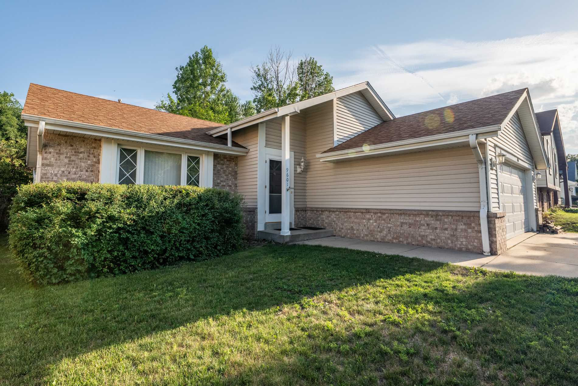 9601 W Darnel Ave, Milwaukee, WI, USA, 53224