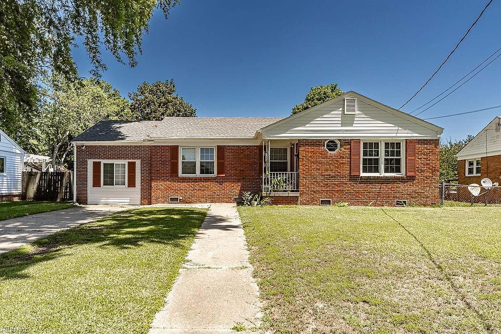 24 Saint Albans Dr Hampton, VA 23669 - Thumbnail 2