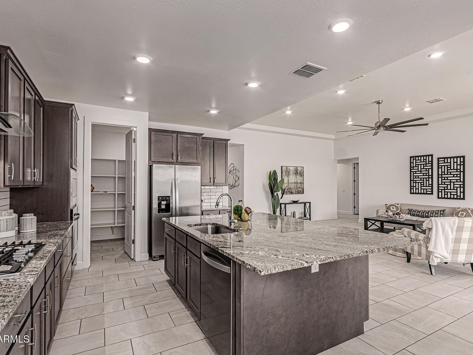 18455 W Sandlewood Dr Goodyear, AZ 85338 - Thumbnail 2