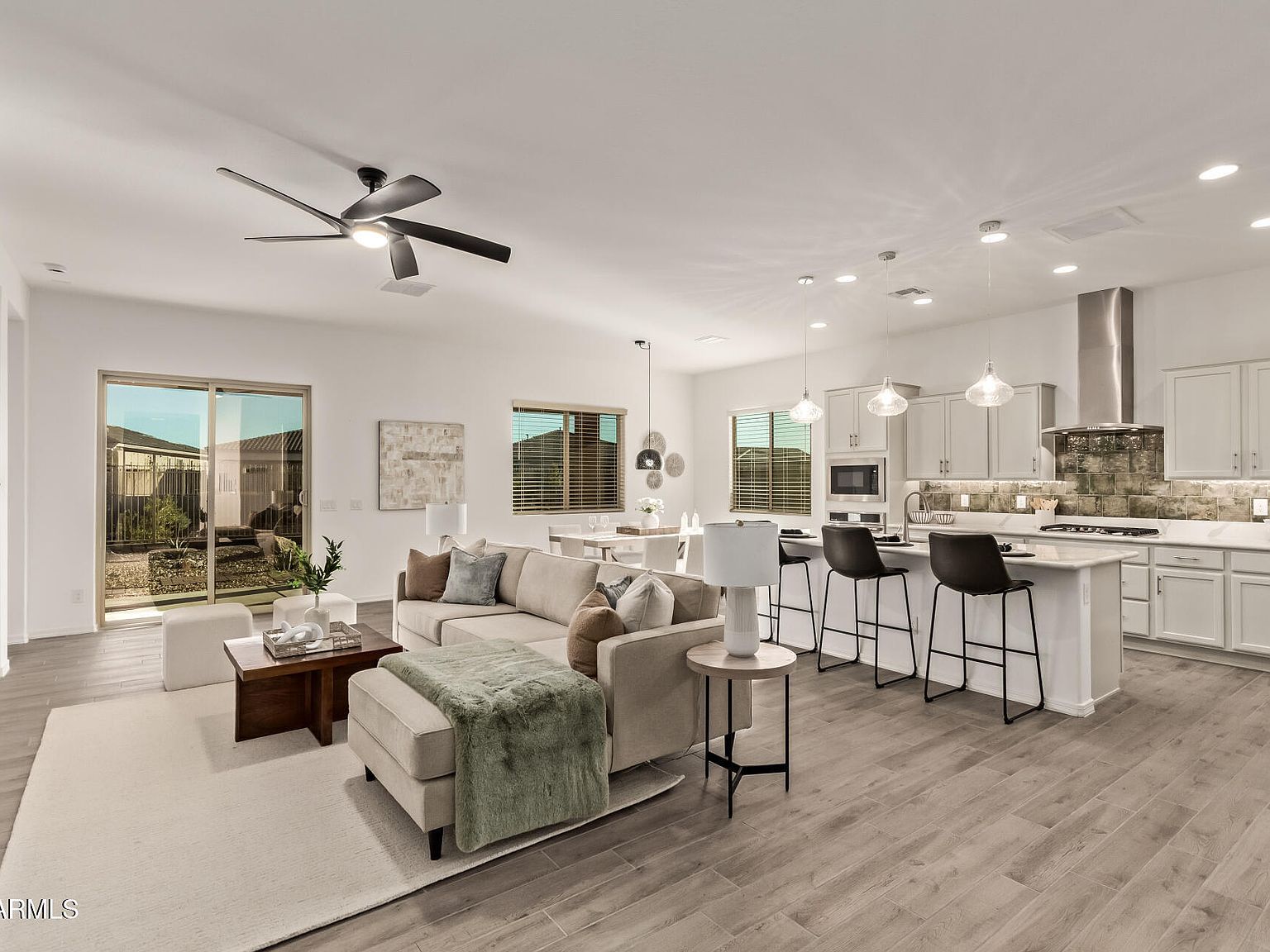 18119 W Silverwood Dr Goodyear, AZ 85338 - Thumbnail 2