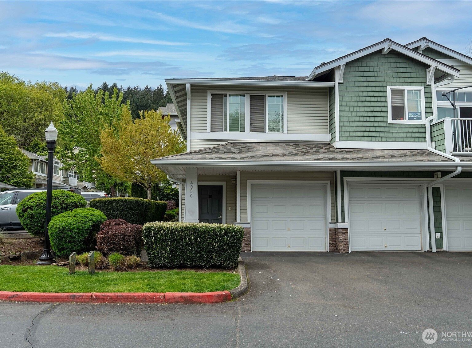 4050 S 212th Ct APT B Seatac, WA 98198  | Condominium