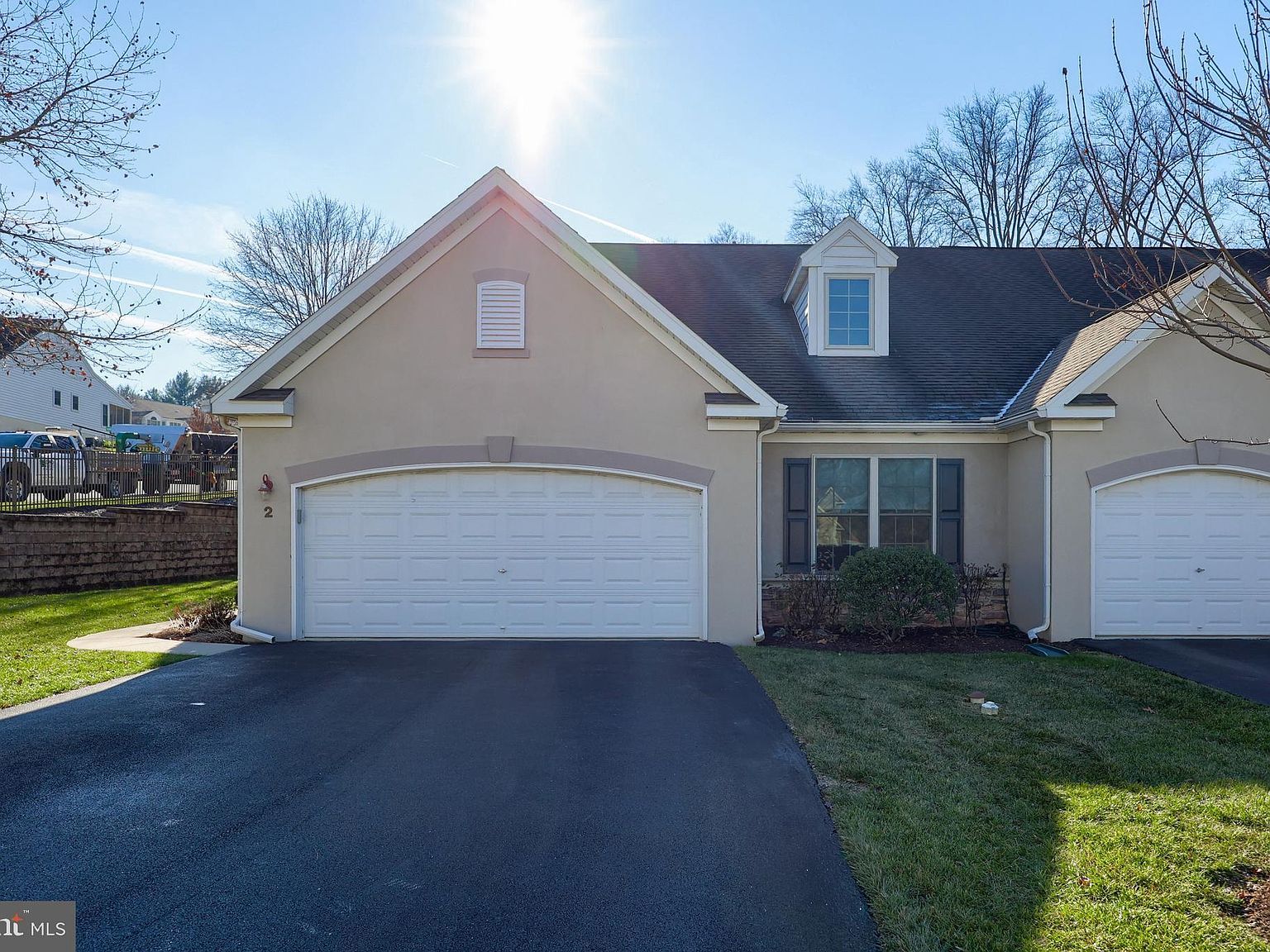 2 Pitt Ct Lancaster, PA 17602 - Thumbnail 2