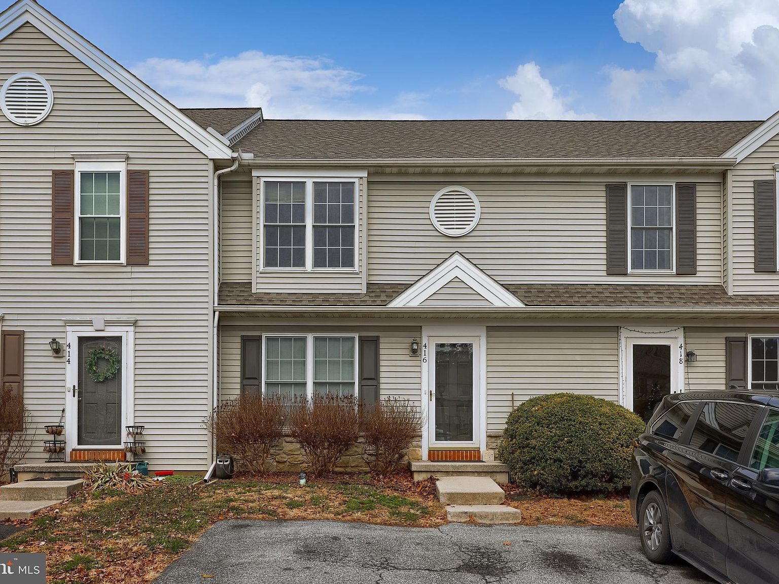 416 Banyan Circle Dr Lancaster, PA 17603 - Thumbnail 2