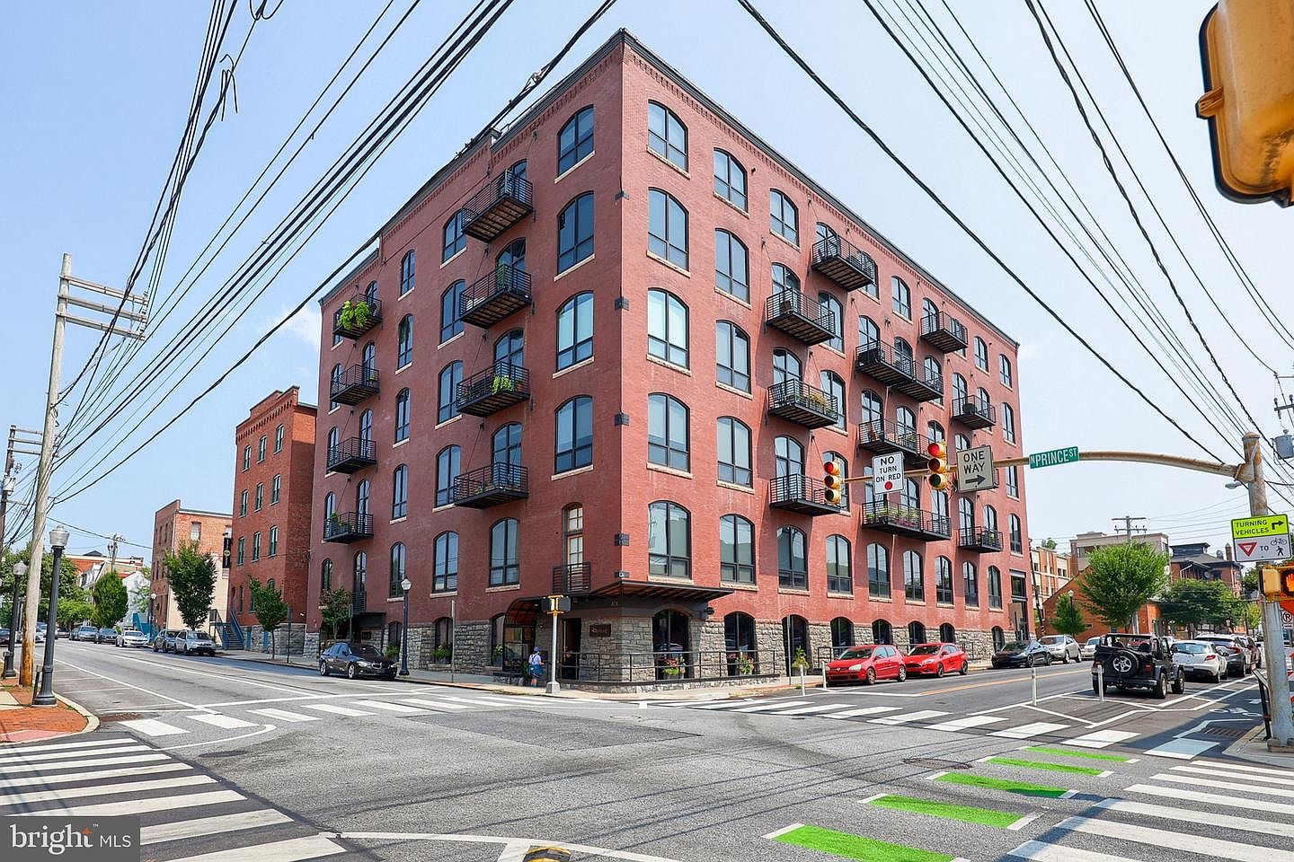 41 W Lemon St #210 Lancaster, PA 17603  | Condominium